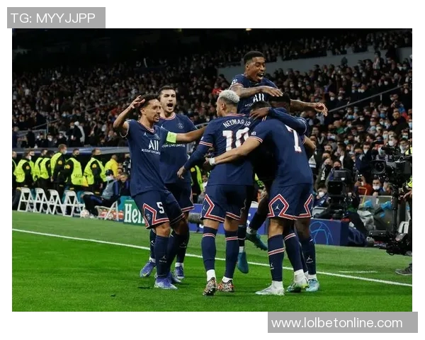 英超激战巴黎圣日耳曼险胜热刺上演帽子戏法引爆全场激情