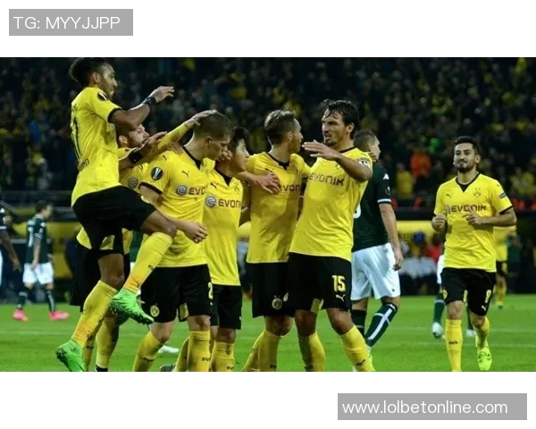 友谊赛精彩回顾:多特蒙德小胜波尔图全场热情高涨 友谊赛精彩回顾:多特蒙德小胜波尔图全场热情高涨