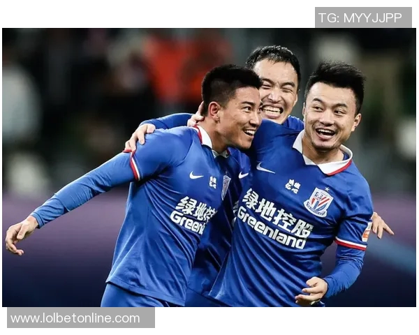 中超激战尤文图斯与里昂平局点球大战引发全场热潮战术解析 中超激战尤文图斯与里昂平局点球大战引发全场热潮战术解析