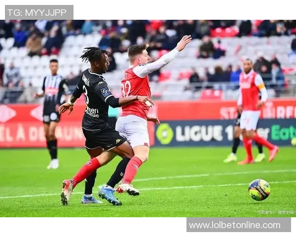 友谊赛精彩回顾：里昂大胜AC米兰战术分析与精彩瞬间揭秘